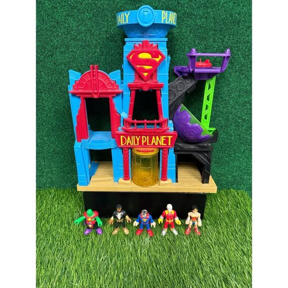 Superman Imaginext Daily Planet PlaySet 2015 Mattel DC Comics Figures! - Picture 1 of 8